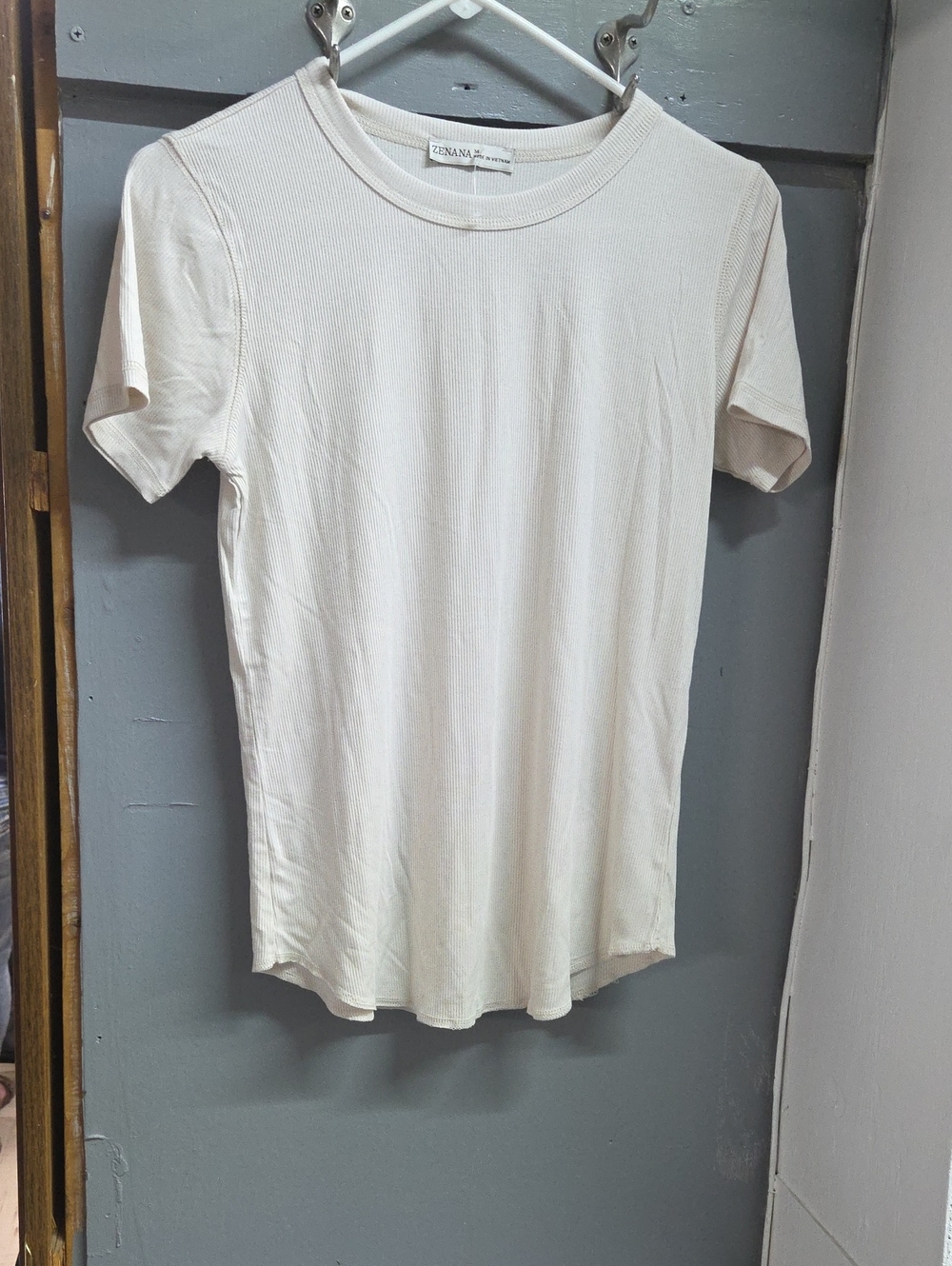 Zenana Outfitters Cream Ribbed Crewneck Tee